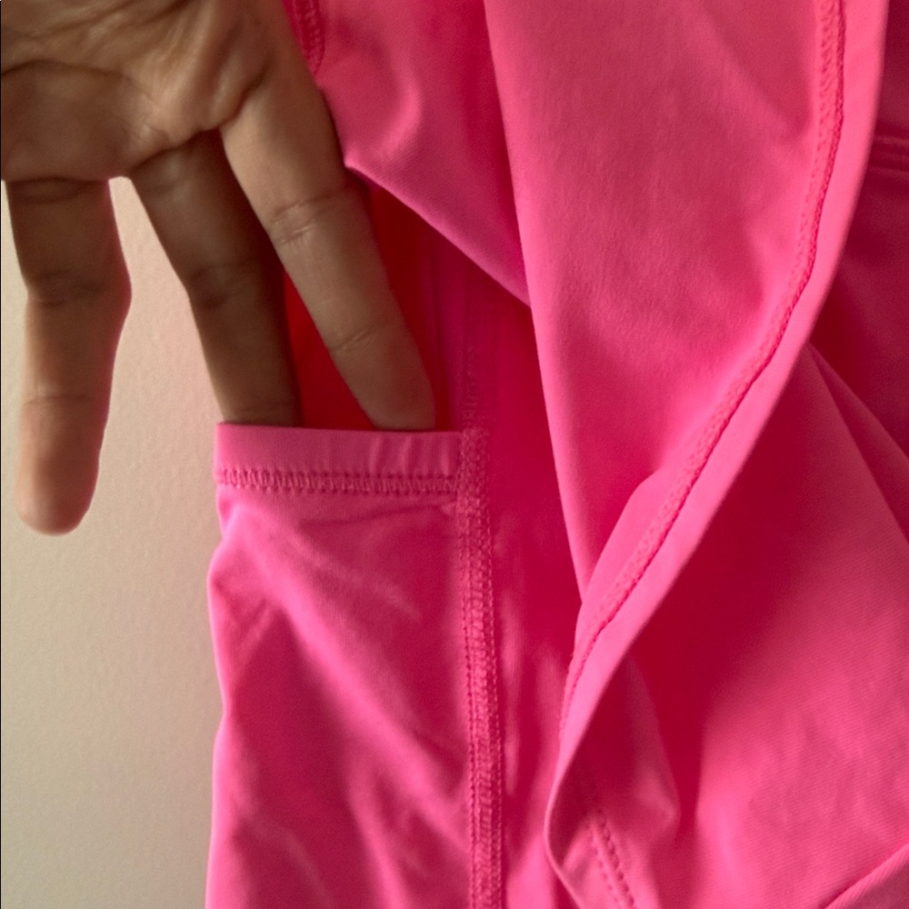 Lilly Pulitzer Neon Pink Athletic Skort M - Picture 8 of 8